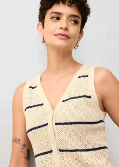 Ajour-Strickweste mit Leinenanteil
