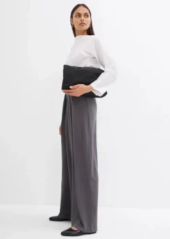 Ausgestellte Bundfaltenhose