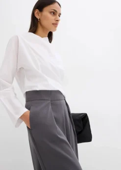 Ausgestellte Bundfaltenhose