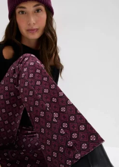 Ausgestellte Leggings aus softem Samt