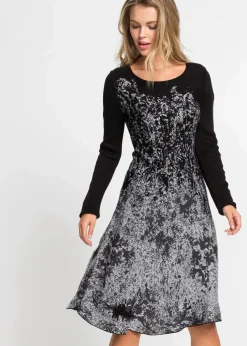 Ausgestelltes Jacquard-Strickkleid