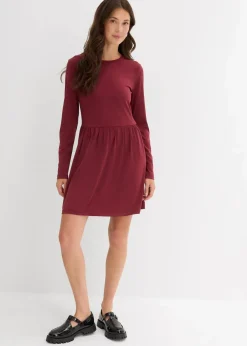 Ausgestelltes Shirtkleid