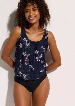 Badeanzug in Ballonform