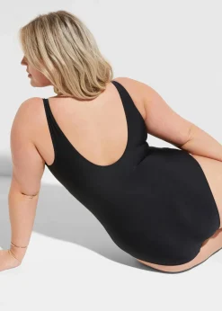 Badeanzug mit V-Ausschnitt