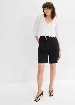 Bermuda Shorts mit Abnähern