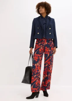 Bouclé-Blazer mit dekorativen Knöpfen