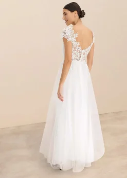 Brautkleid aus zartem Tüll mit Spitze