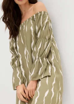 Carmen-Kleid aus fließender Viskose