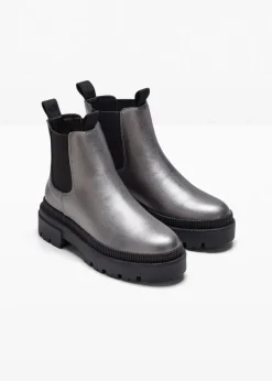 Chelsea Boot