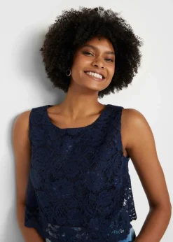 Chiffonkleid mit feiner Spitze