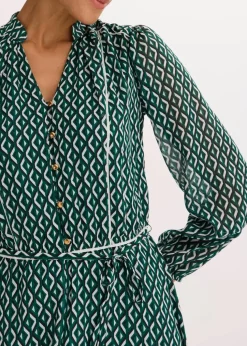 Chiffonkleid mit Kontrast-Pipings