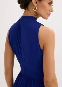 Chiffonkleid mit Kragen und Accessoire