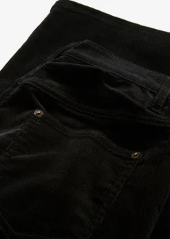 Cordhose im Marlene-Stil