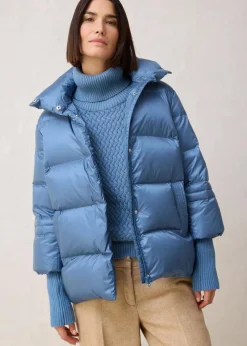 Daunenjacke mit recycelten Daunen​ und Strickärmeln