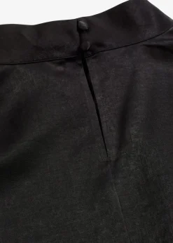 Elegante Kurzarmbluse aus glänzenden Satin