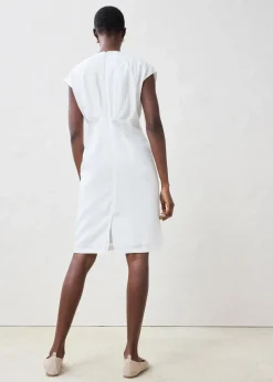 Etuikleid aus reinem Leinen