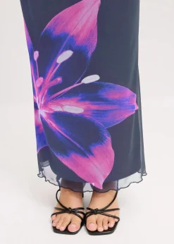 Farbiges Wickelkleid