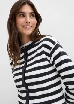 Feinstrickjacke, Rundhals