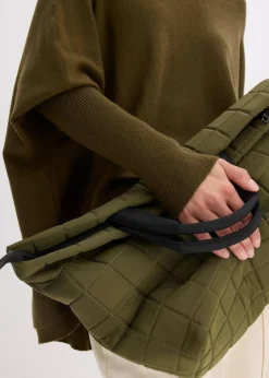 Feinstrickpullover aus feinem Viskose-Mix