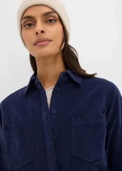 Figurbetontes Cordkleid