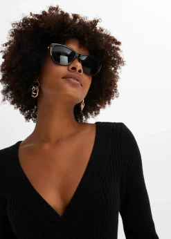 Figurbetontes Strickkleid mit Zopf-Detail