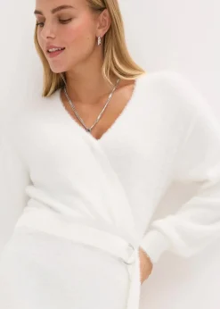 Figurbetontes Strickkleid mit Accessoire