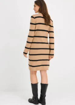 Figurbetontes Strickkleid