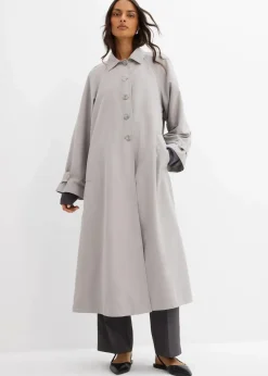 Fließender Trenchcoat