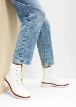 Gefütterte Schnürboots