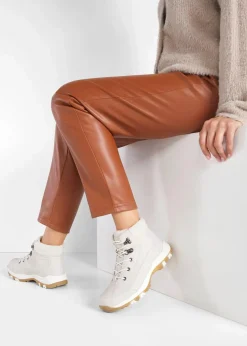 Gefütterte Schnürboots