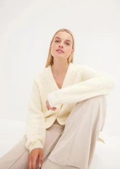 Grobstrickjacke aus weichem Wollmix