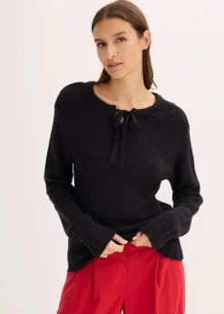 Grobstrick-Pullover mit Bindelösung