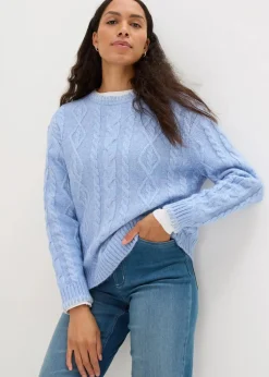 Grobstrick-Pullover mit Zopfmuster