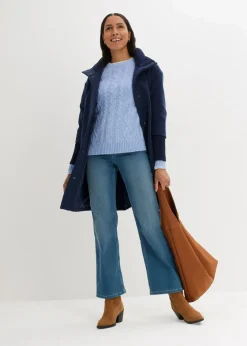 Grobstrick-Pullover mit Zopfmuster