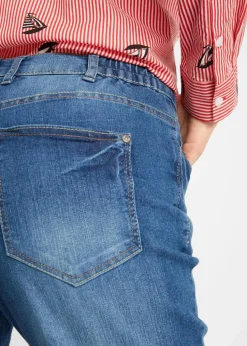 Jeans Bermuda Mid Waist mit gekrempeltem Saum