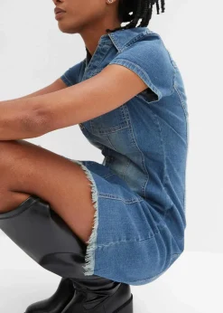 Jeanskleid mit Knöpfen