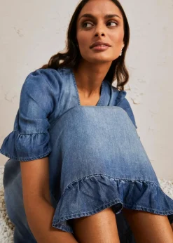 Jeanskleid mit Volants