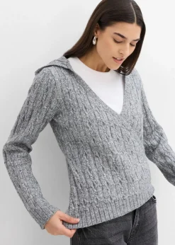 Kapuzenpullover mit asymmetrischem Saum