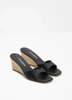 Keilpantoletten in Bast-Optik