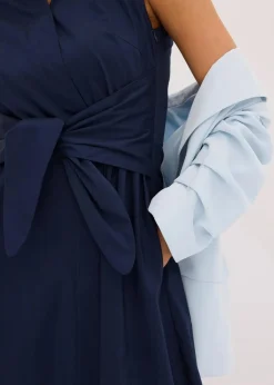 Kleid mit Bindedetail