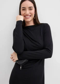 Kleid mit U-Bootausschnitt