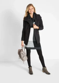 Knieumspielendes Strickkleid