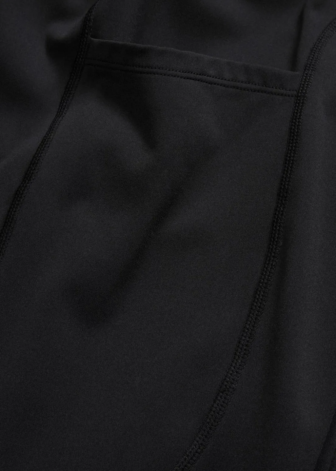 Komfort-Sport-Leggings mit Handytasche, ausgestellt