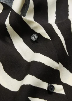 Kurzarmbluse aus fließender Viskose