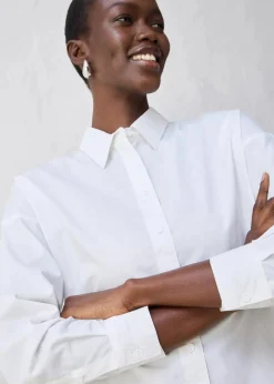 Kurze Oversize Bluse mit Seidenanteil