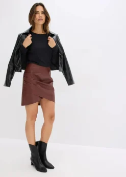 Kurzer Lederimitat-Rock