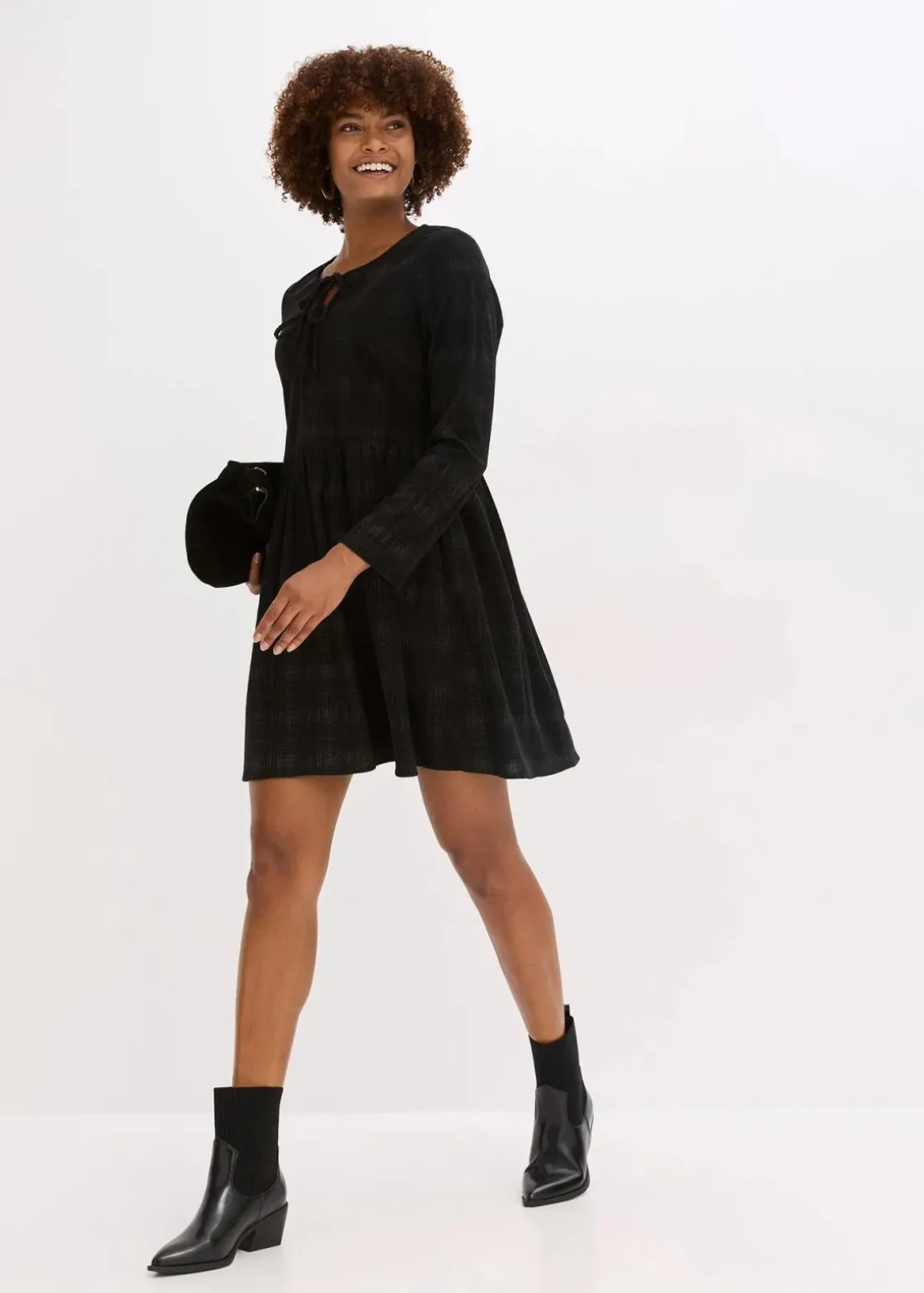 Kurzes Cord-Kleid mit Karomuster