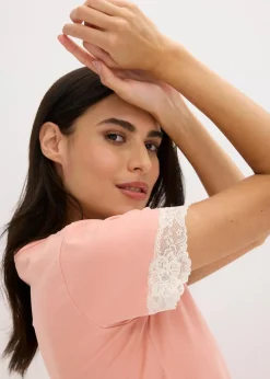 Kurzes Nachthemd mit zarter Spitze