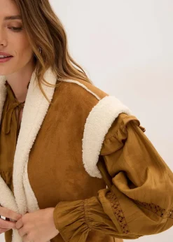 Lammfellimitat-Weste