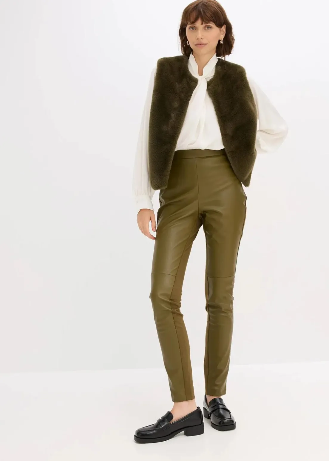 Lederimitat-Hose im Punto di Roma Mix